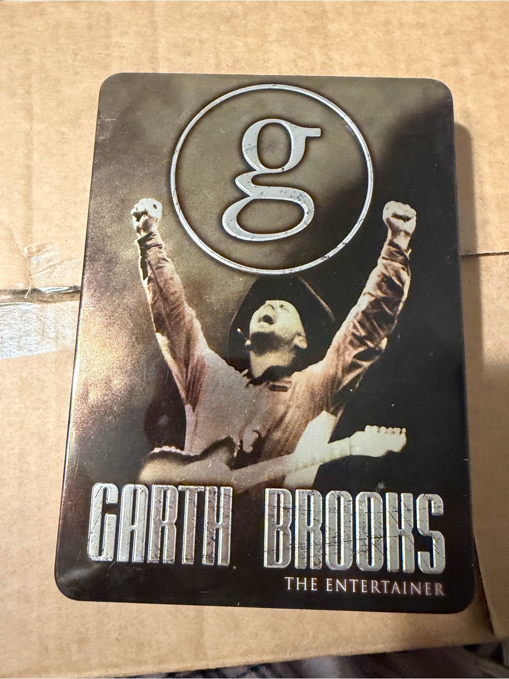 Garth Brooks 'The Entertainer' Tin Memorabilia - Brown Black DVD Set